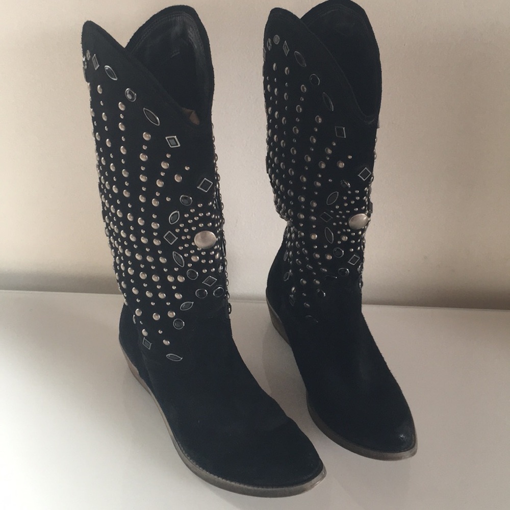 Gorgeous "Boutique" Blk Suede Studded Cowboy Boots - Picture 3 of 8